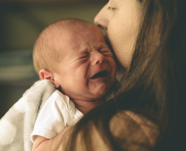 Bild zum Beitrag 'Bitte hör auf zu weinen – Babys beruhigen'