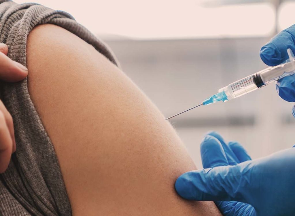 Bild zum Beitrag 'Spritzen, ritzen, schlucken – wie Impfen funktioniert'
