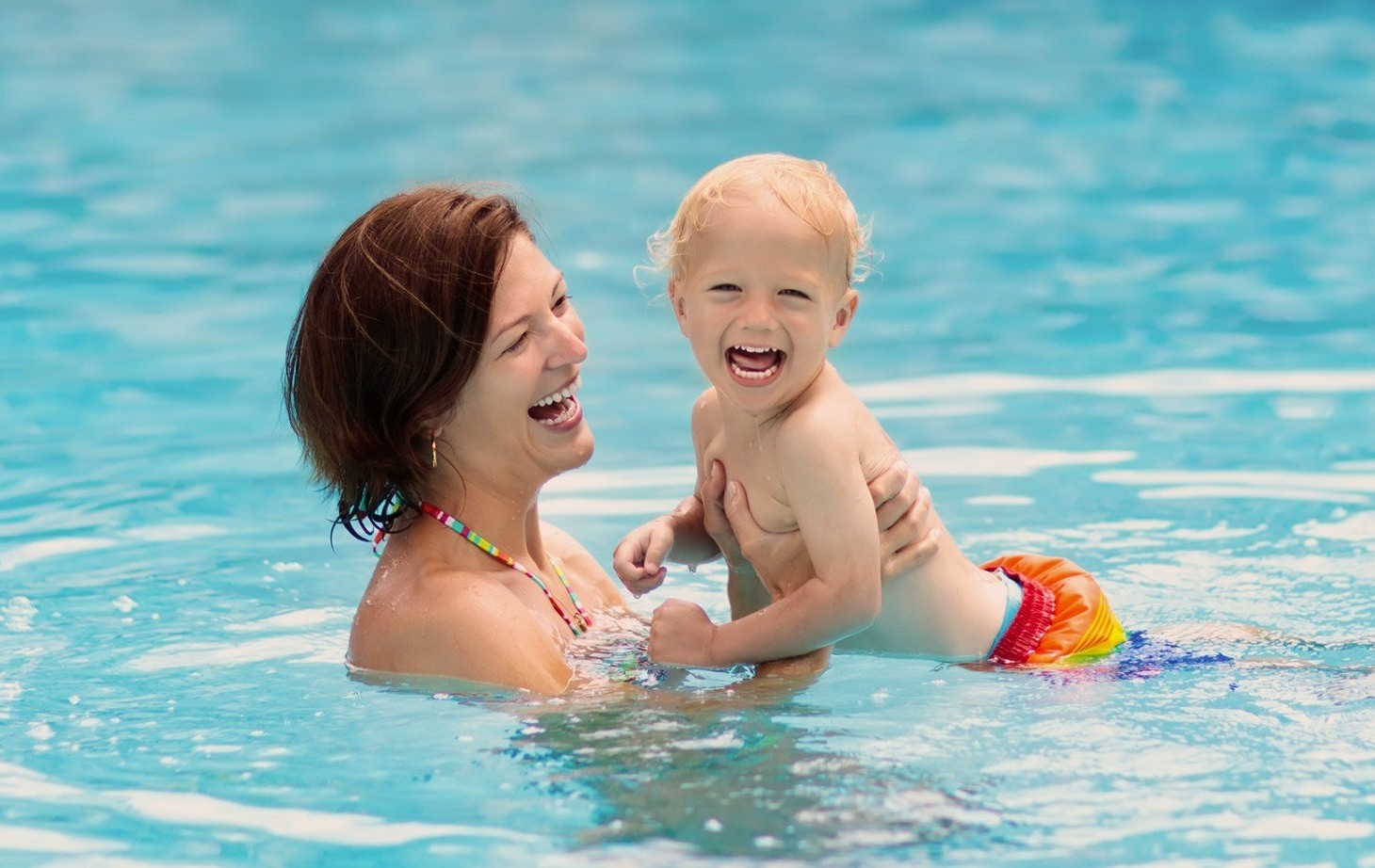 Bild zum Beitrag '„Eltern sollten so oft wie möglich mit ihren Kindern ins Schwimmbad gehen“'